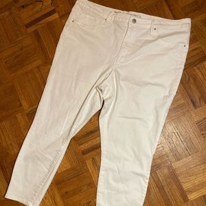 White skinny jeans